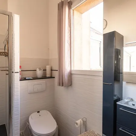 Le Monti Apartment *